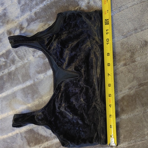 Velvet bralette size Medium - Picture 2 of 7
